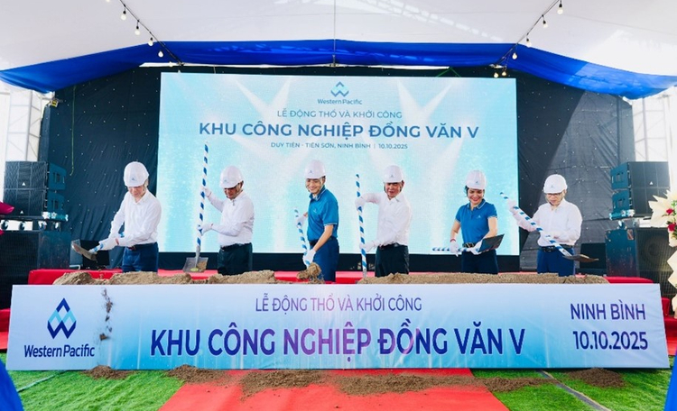 Groundbreaking Ceremony of Dong Van V industrial Park.jpg
