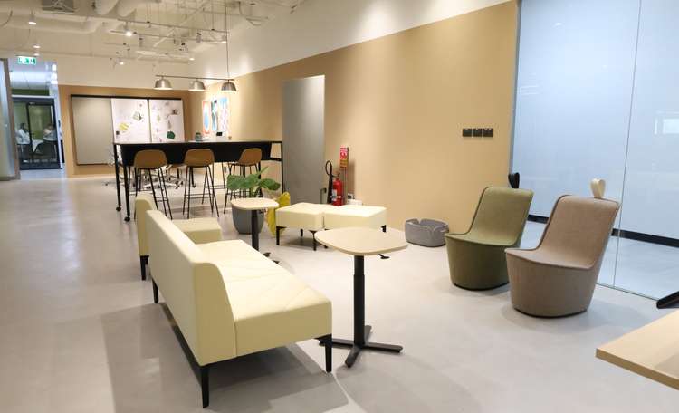 CW Chanintr Spruce Thailand Office Leasing 13.JPG