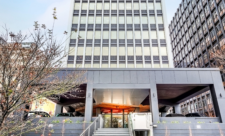 10 Queens Road, Melbourne HR.jpg