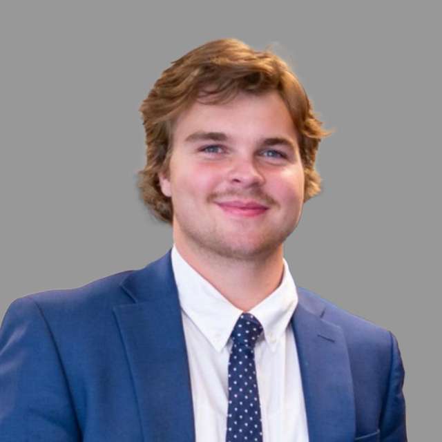 Freddie Fiske Headshot.jpg