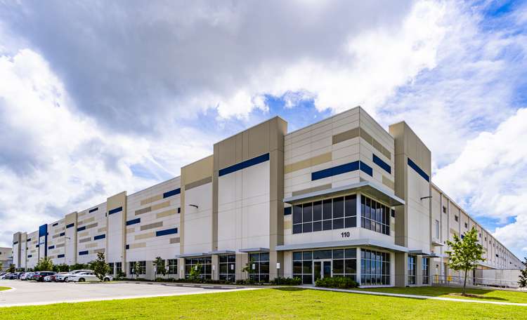 245 Apopka Commerce Center 9-2-25 Exterior.jpg