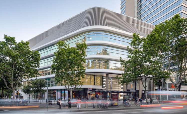 Aura building in Barcelona.jpg