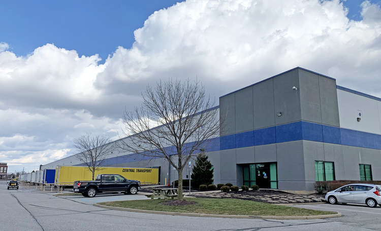 6032 Gateway Dr.jpeg