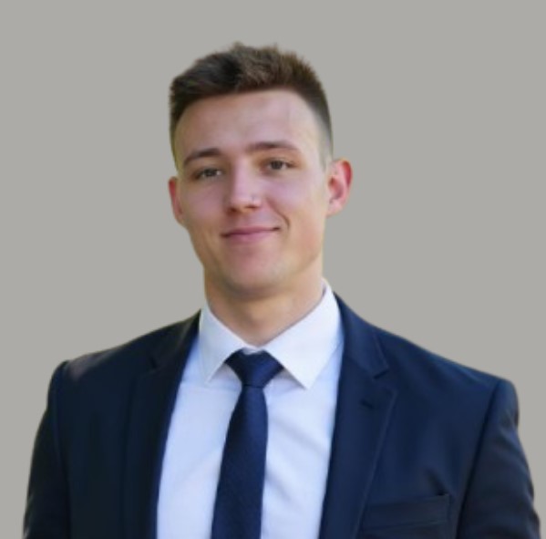Liam Pryor_.jpeg