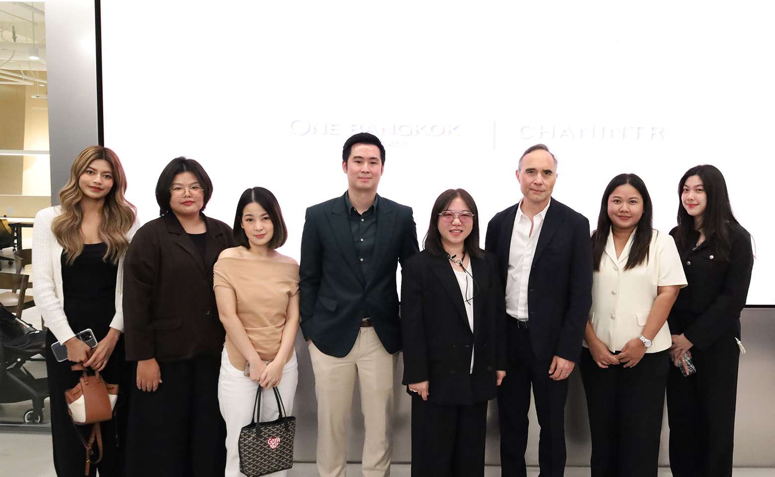 Chanintr Living-1.jpg