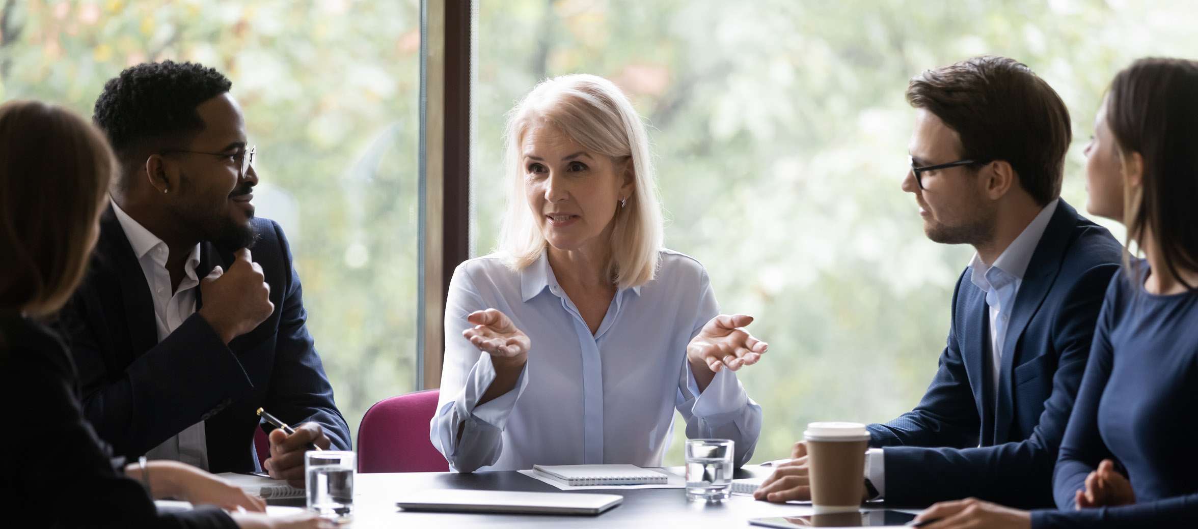 V&A Global Services Page 2025-Hero.jpg