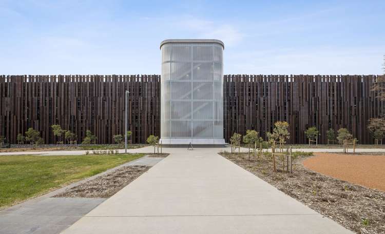 14-web-or-mls-Kings Ave Ground-14_.jpg