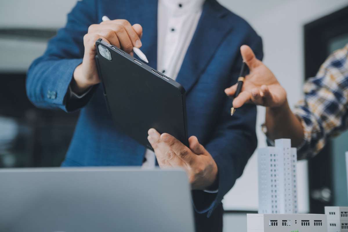 V&A Global Services Page 2025-Featured image.jpg